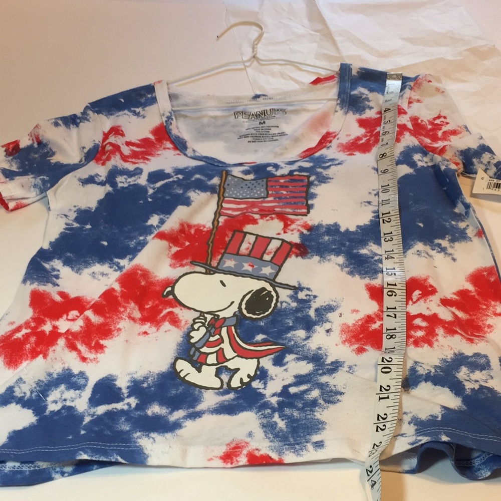 Peanuts Snoopy Tye Dyed 4th of July T-shirt Top NWOT Size Medium - Picture 8 of 8